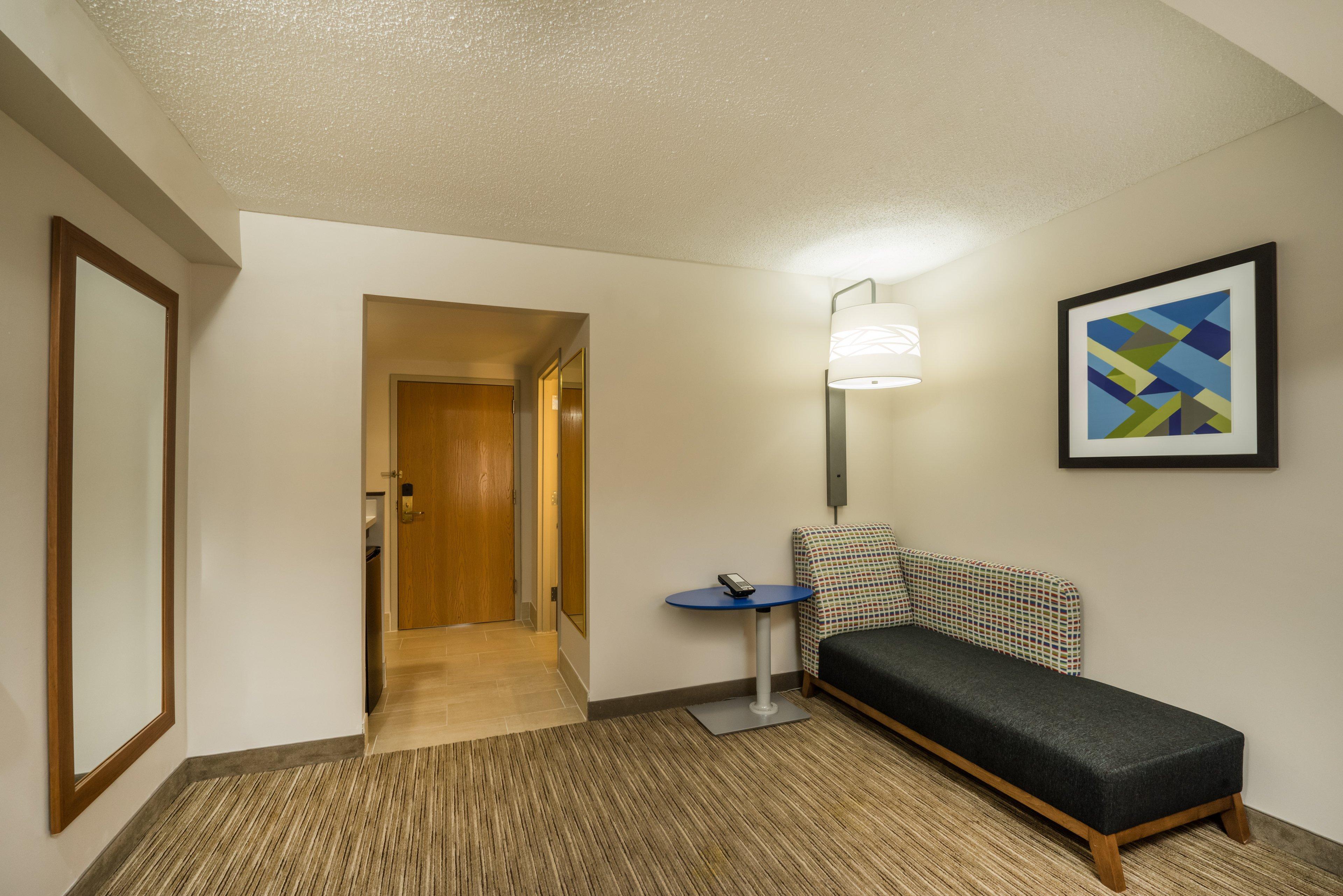 Holiday Inn Express Hotel & Suites Louisville East By Ihg Extérieur photo