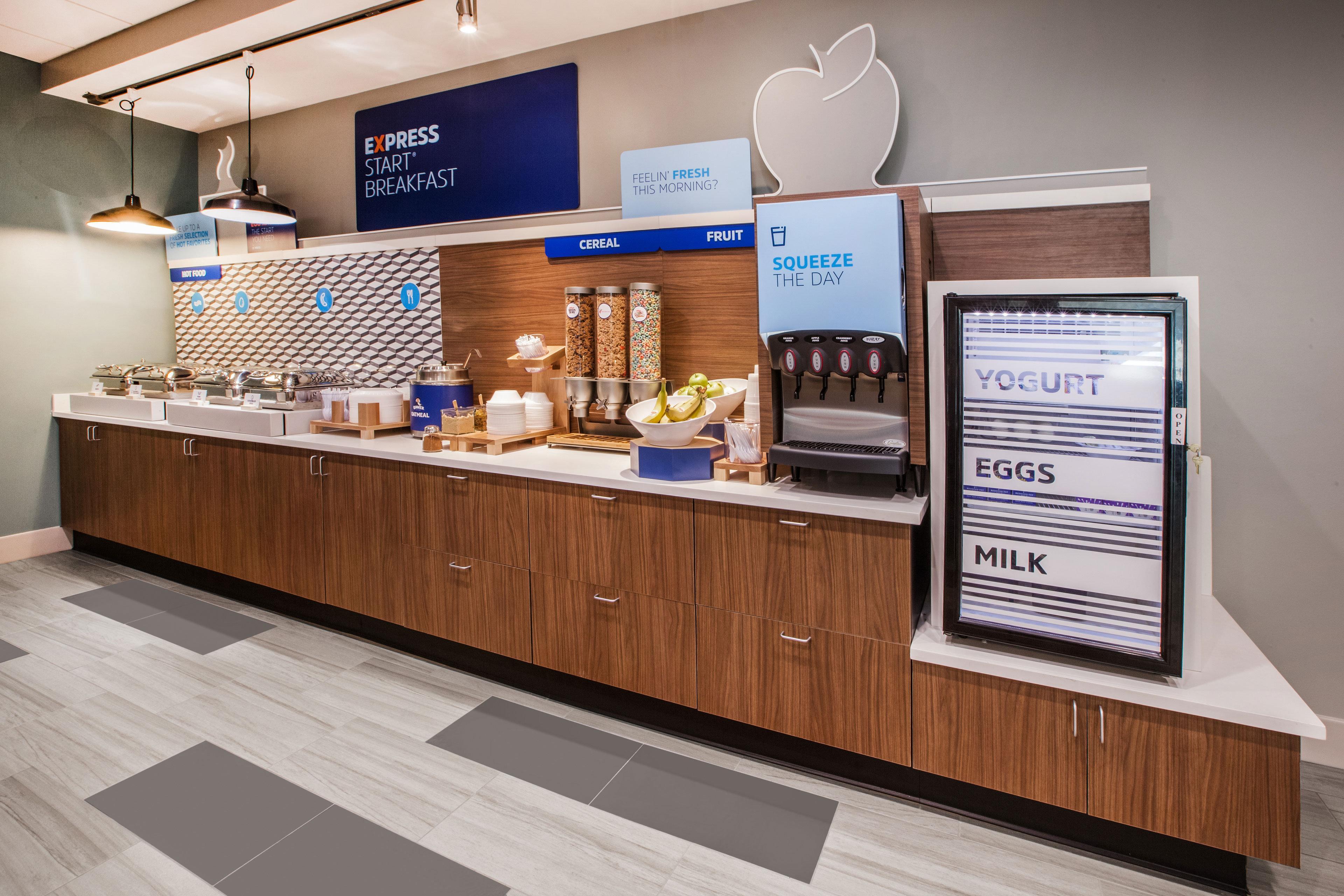 Holiday Inn Express Hotel & Suites Louisville East By Ihg Extérieur photo
