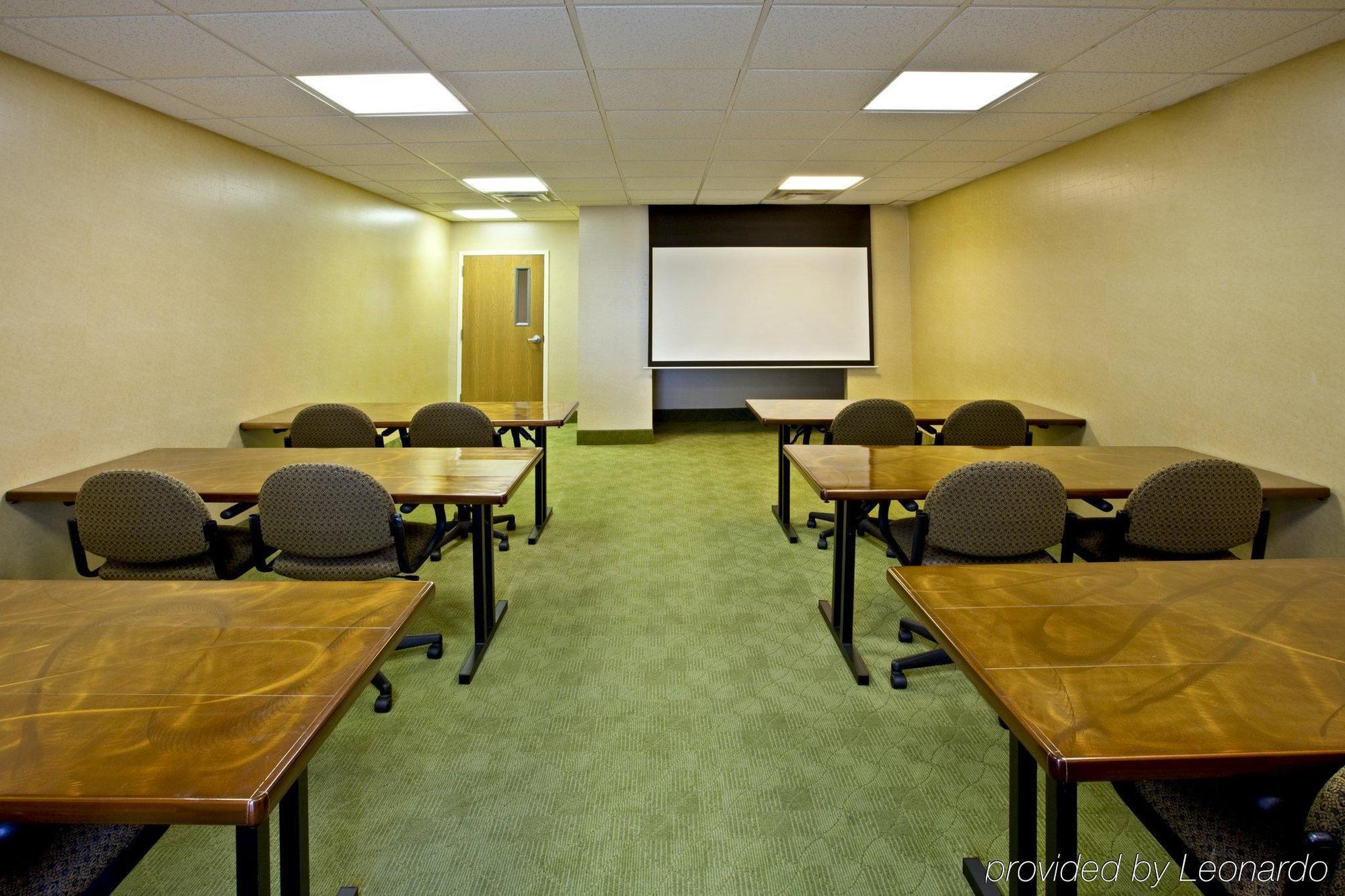 Holiday Inn Express Hotel & Suites Louisville East By Ihg Extérieur photo