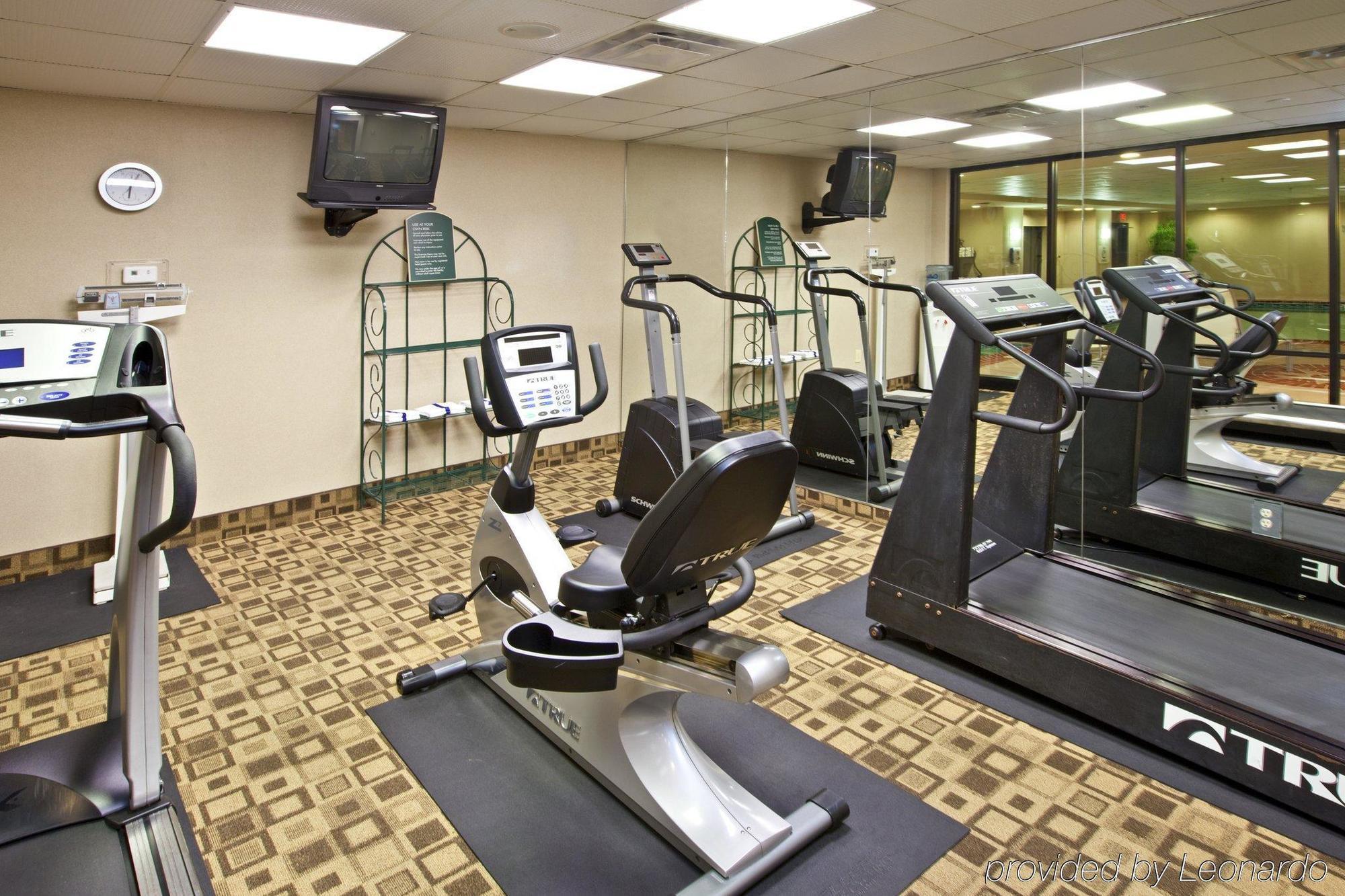 Holiday Inn Express Hotel & Suites Louisville East By Ihg Extérieur photo