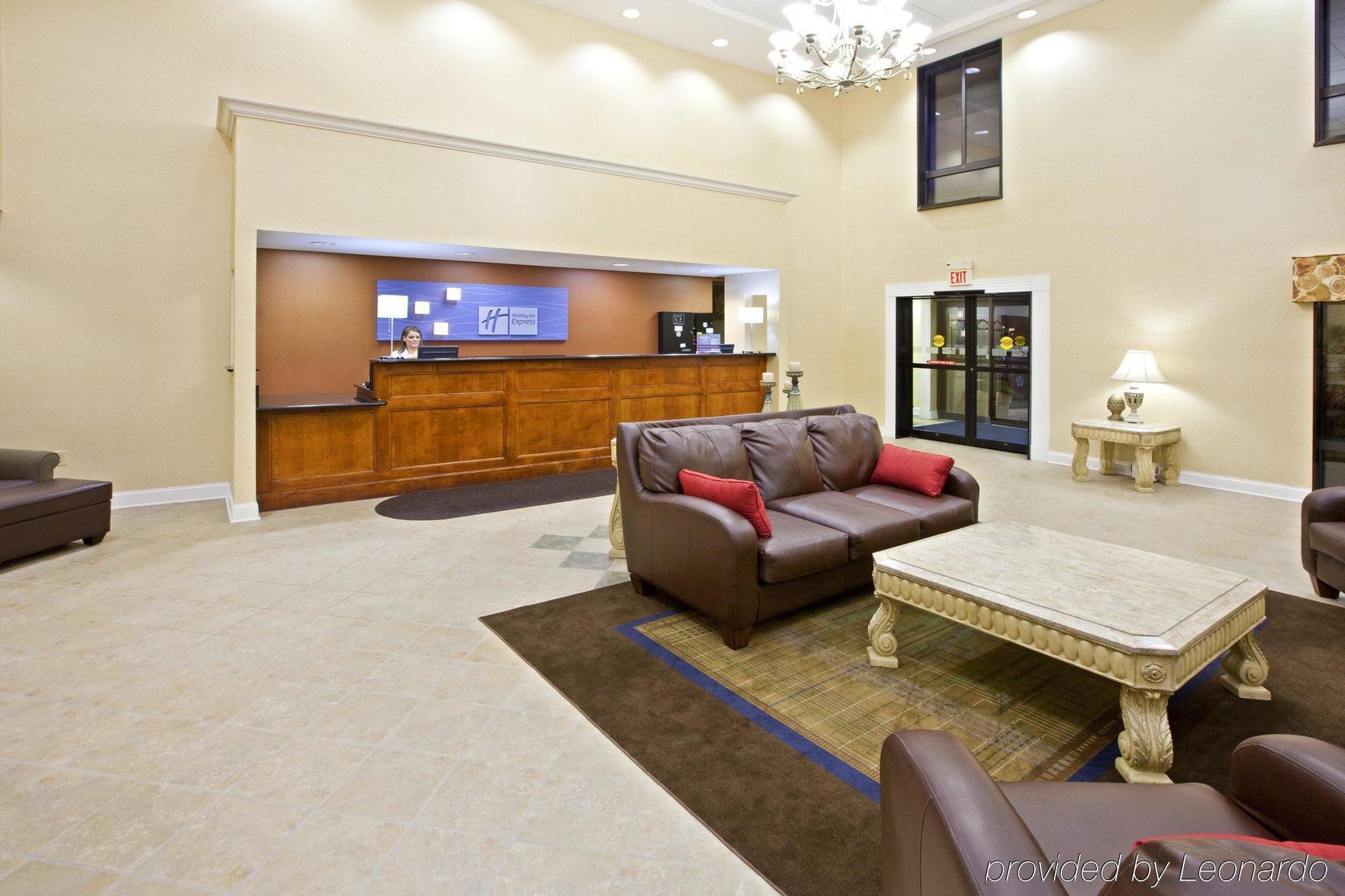 Holiday Inn Express Hotel & Suites Louisville East By Ihg Extérieur photo