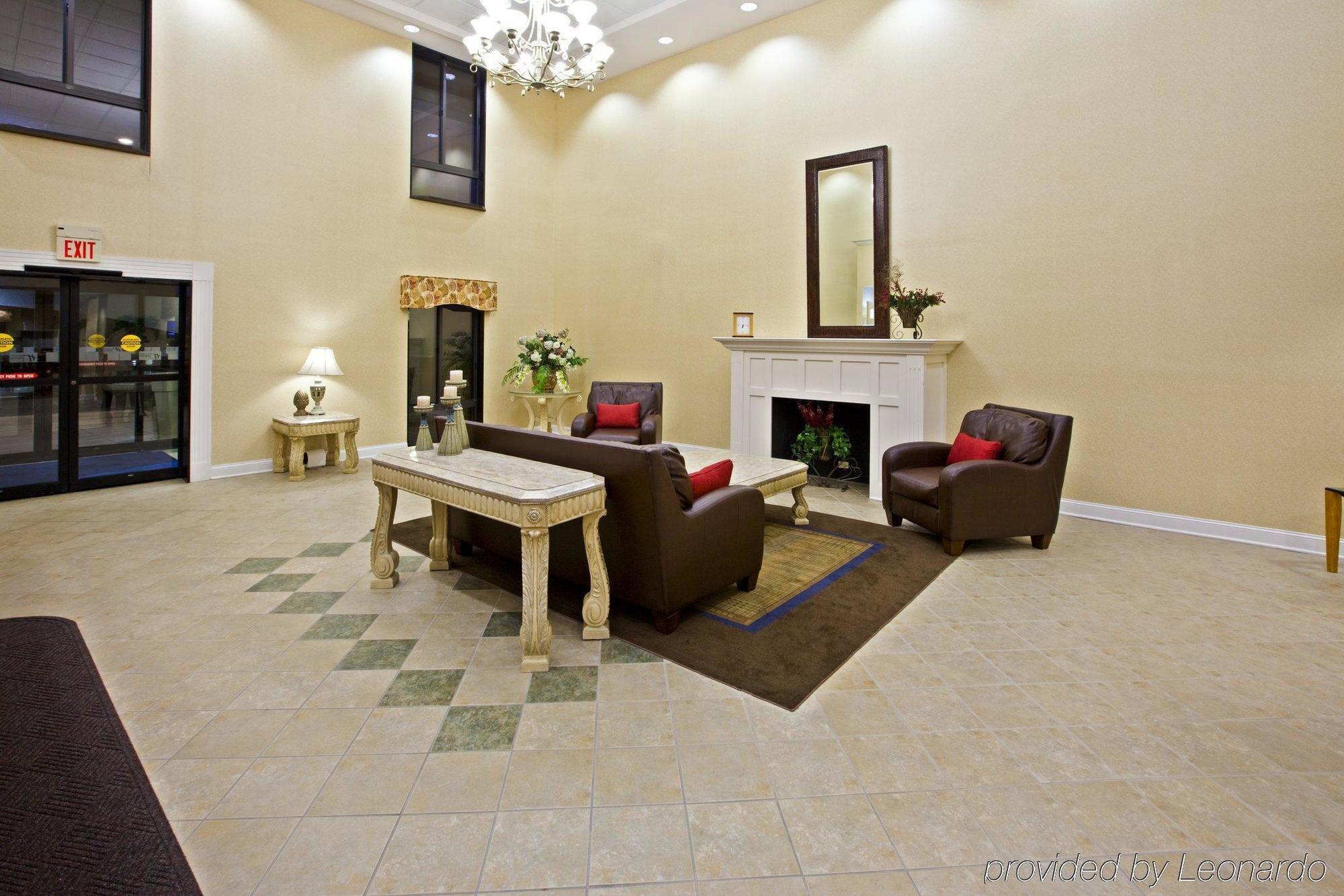 Holiday Inn Express Hotel & Suites Louisville East By Ihg Extérieur photo
