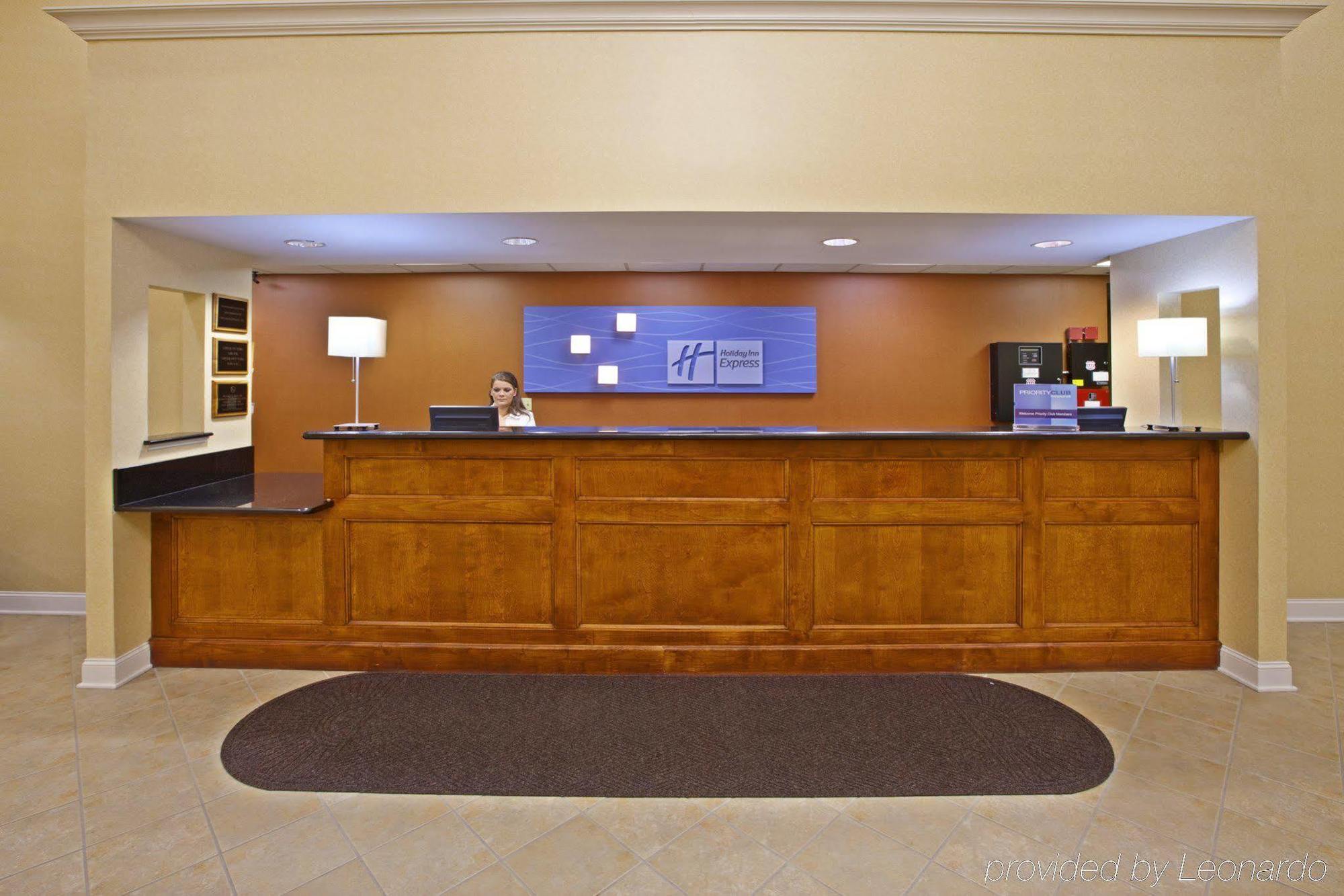Holiday Inn Express Hotel & Suites Louisville East By Ihg Extérieur photo