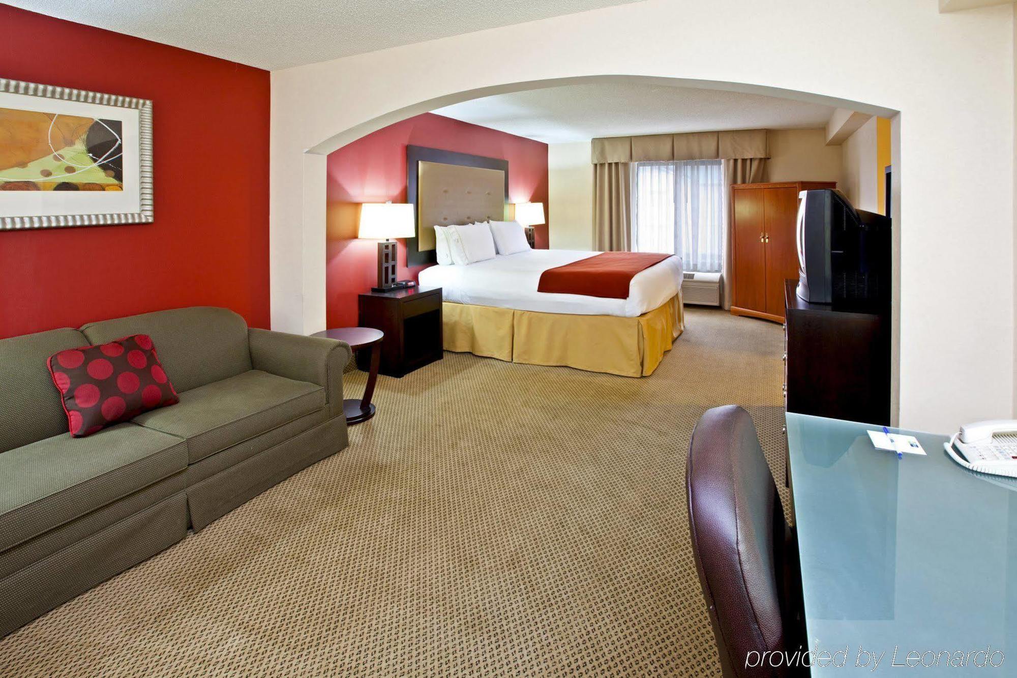 Holiday Inn Express Hotel & Suites Louisville East By Ihg Extérieur photo